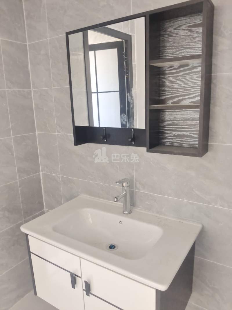 鹿祥雅苑14899492卫生间图8