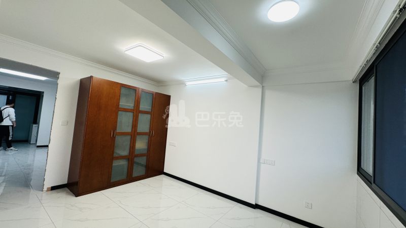 新泾苑14928630周边环境图8