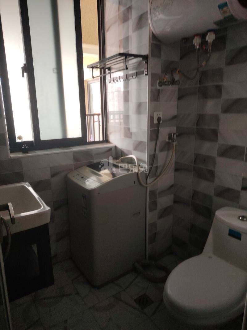 金昊丽苑14977384卫生间图5