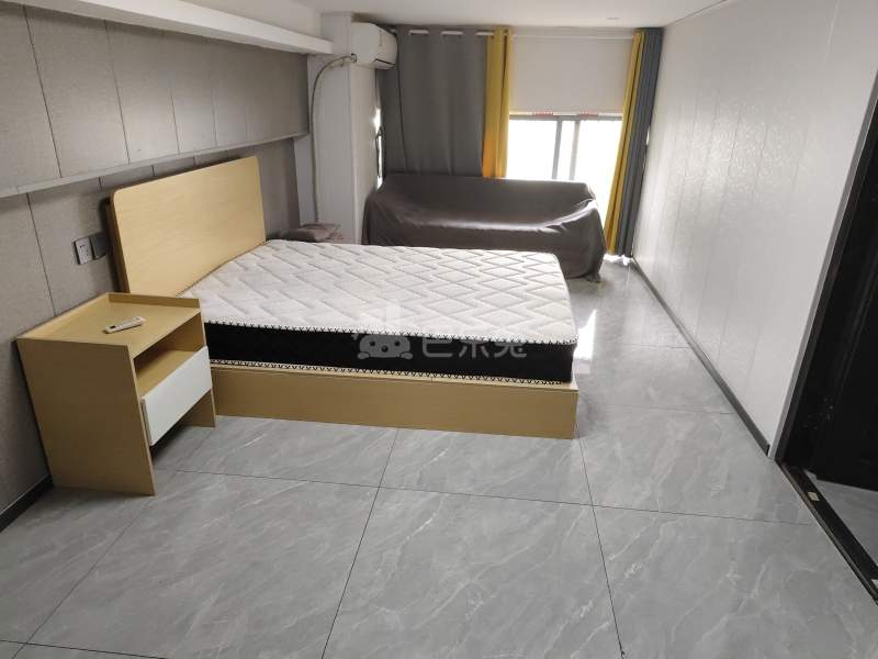 绿地卡米（嘉域生活中心）14992682卧室图4