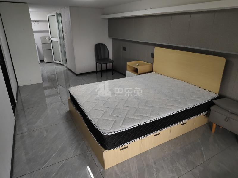 绿地卡米（嘉域生活中心）14992682卧室图2