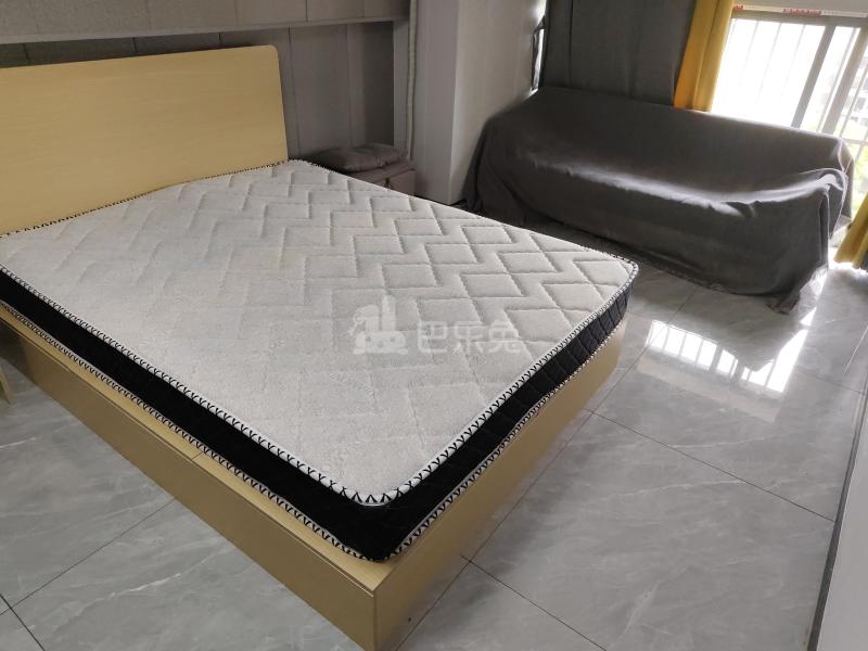 绿地卡米（嘉域生活中心）14992682卧室图0