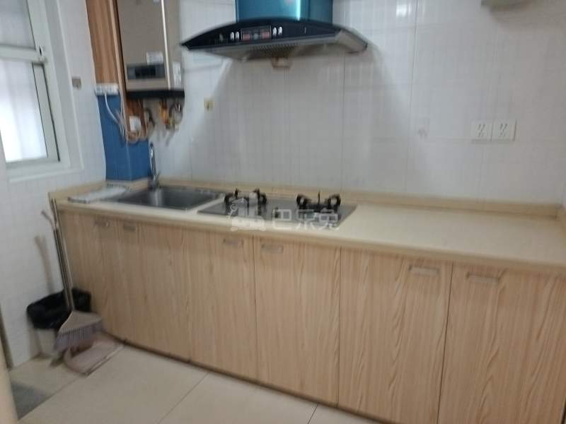 殷高路150弄小区1501177厨房图5