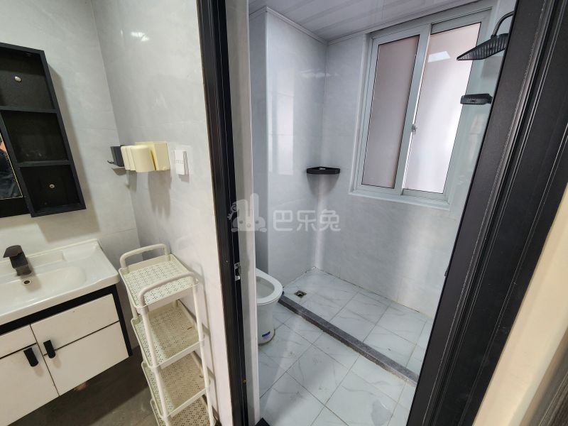 嘉荷景庭15022814卫生间图5