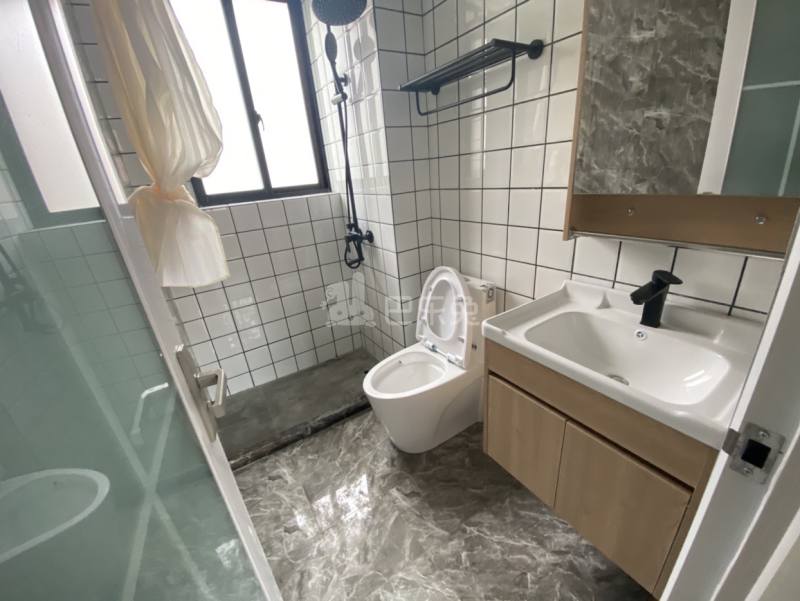 香山新村东南街坊（德平路1189弄）15025559卫生间图2