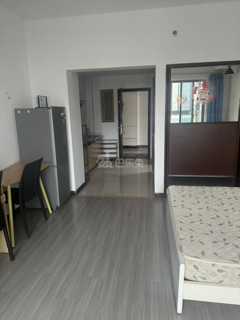 丽江锦庭15026902客厅图2