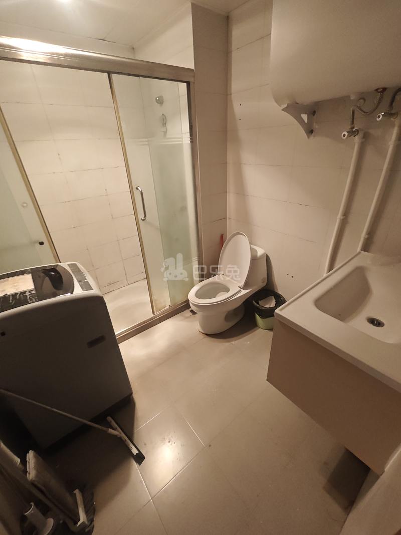 虹叶花苑15032141卫生间图7