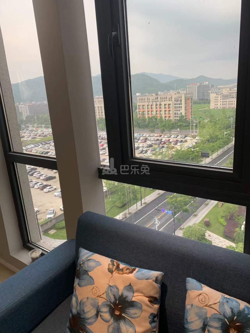 星云公馆（云腾丝路中心）15033349周边环境图12