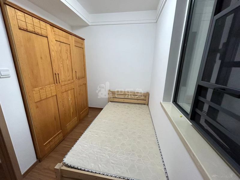 融创森与海之城15034759卧室图1