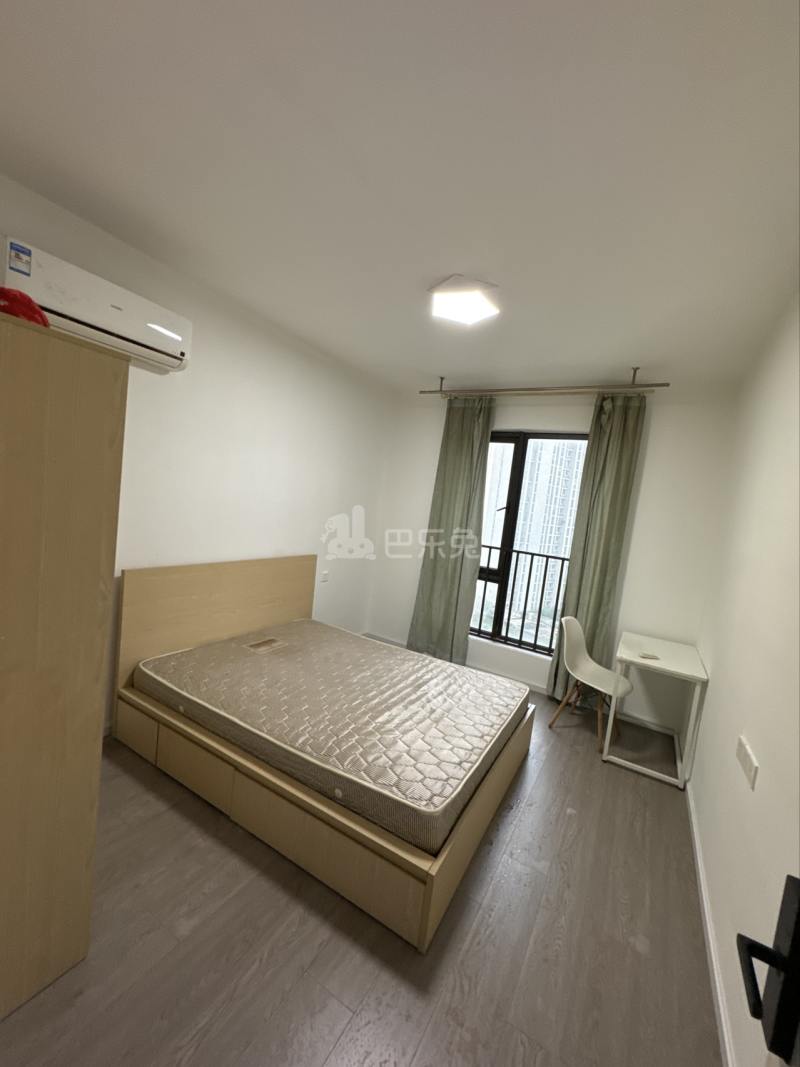 德信东望府15036394卧室图0