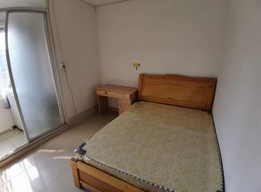 信鹏大楼 