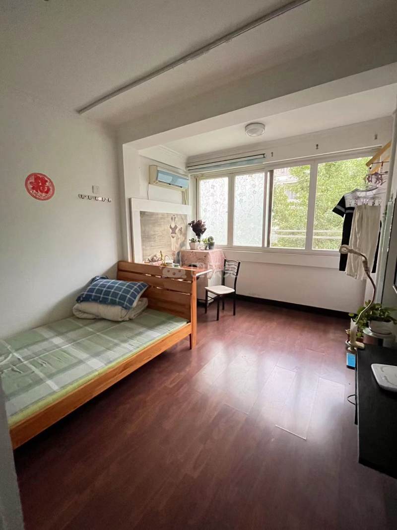 近江家园九园15050647卧室图1