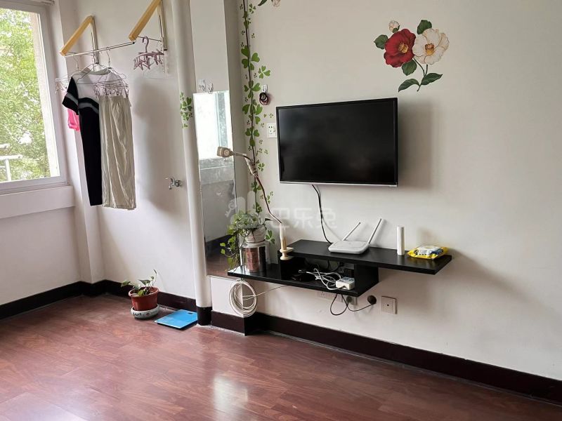 近江家园九园15050647卧室图5