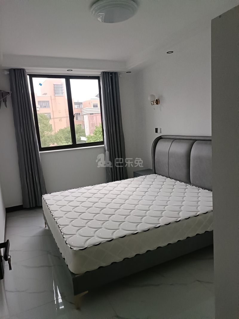 古华新村15051635卧室图1