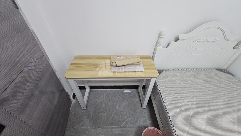 松坪山科苑新区15068844客厅图4