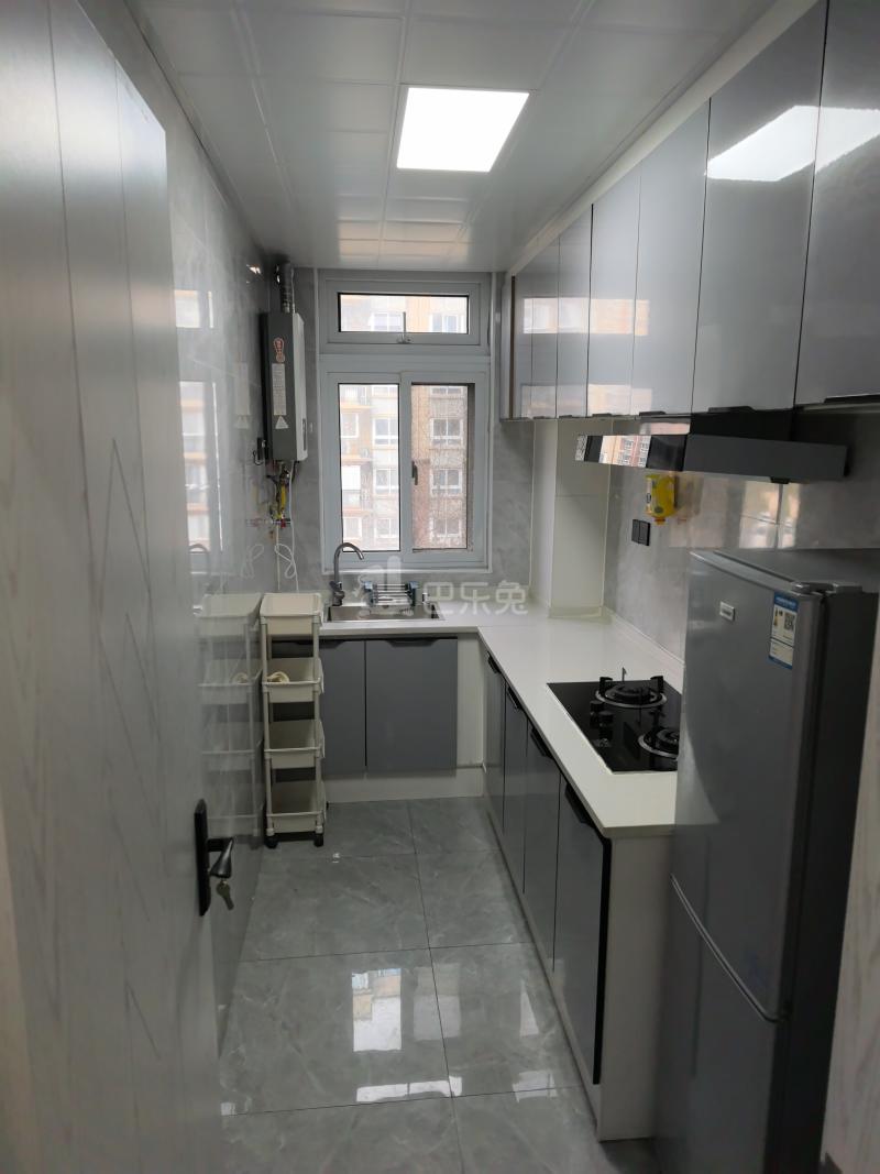 胡欣苑15072218厨房图6