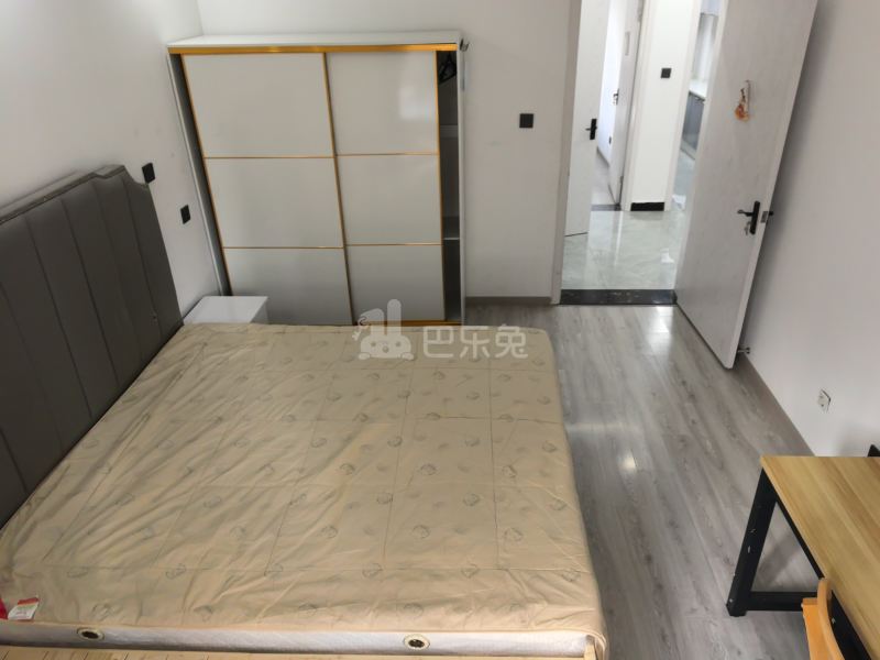 胡欣苑15072218卧室图1