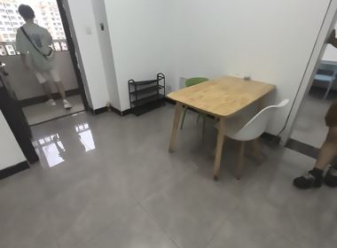 江凌苑 3室1厅1卫