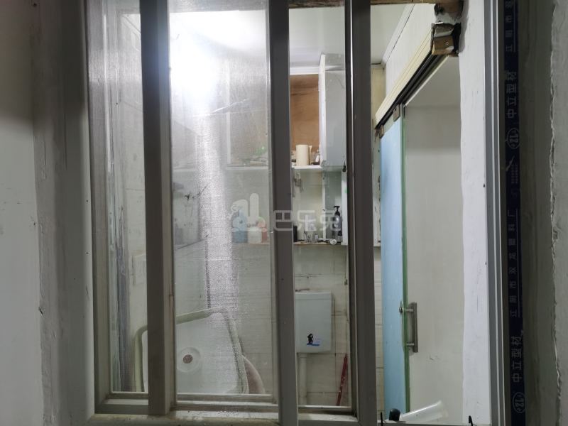 镇宁路465弄小区15079946卧室图2