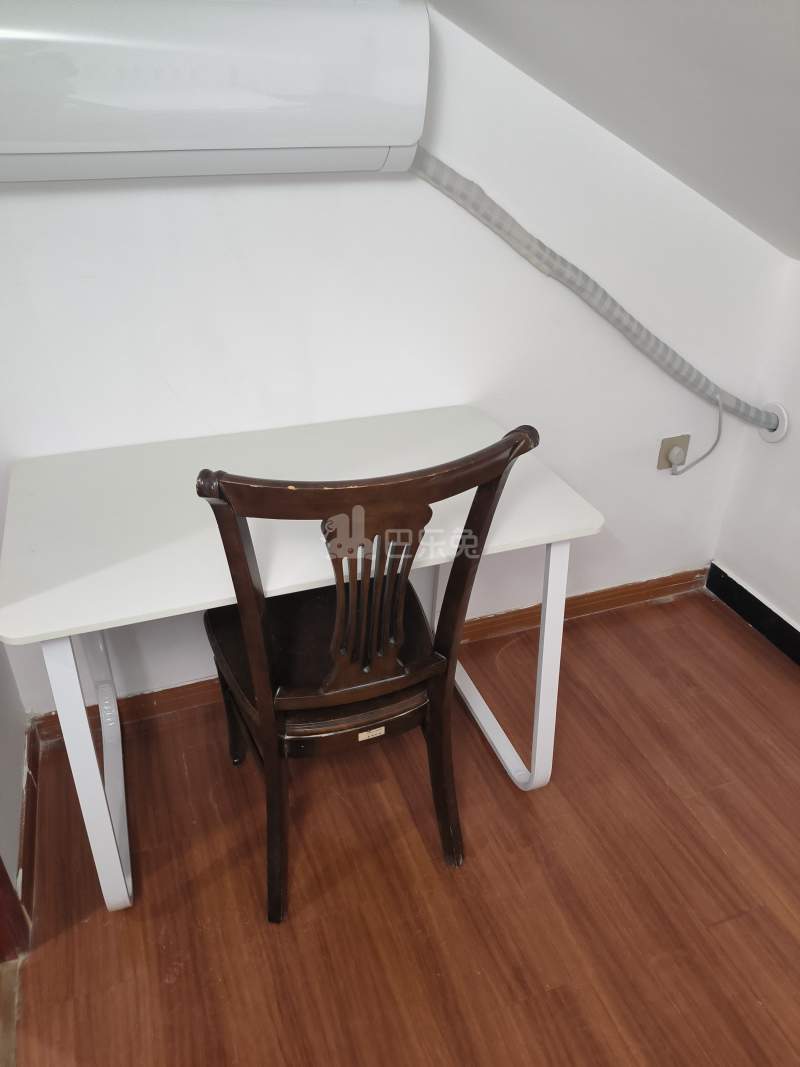 新虹桥明珠花园15082511卧室图5