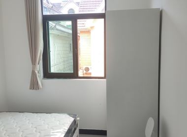 惠南镇东门路479号 1室0厅1卫