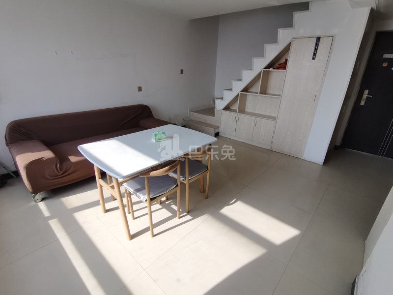 万盛商贸城公寓15105260周边环境图0