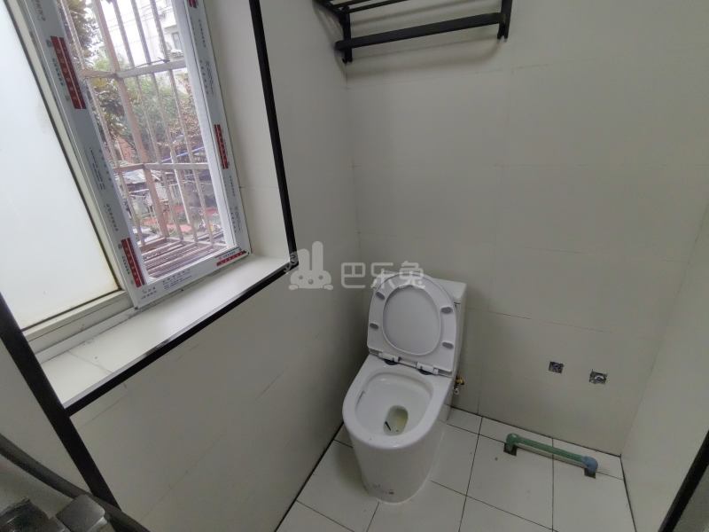 江桥二村三街坊15135797卫生间图11