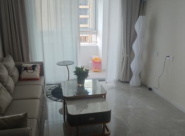 嘉荷景庭 3室2厅1卫