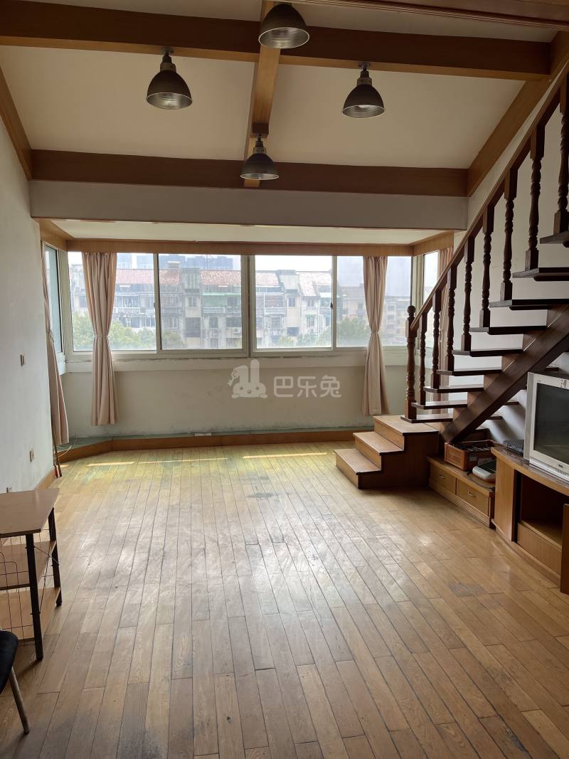 信鸿花园北区15141570卧室图0