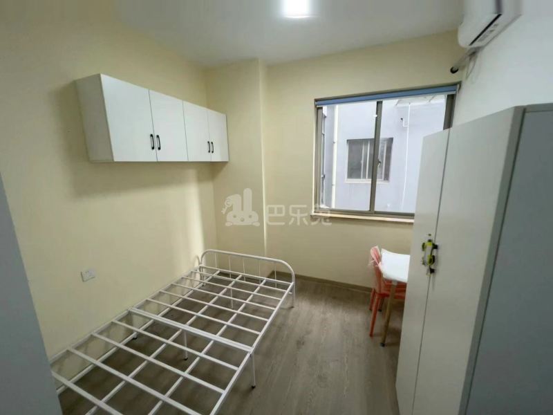 唐家沙小区（平型关路305弄）15152281卧室图1