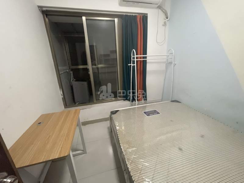 恒立心海湾花园（依云伴山）15162171卧室图1