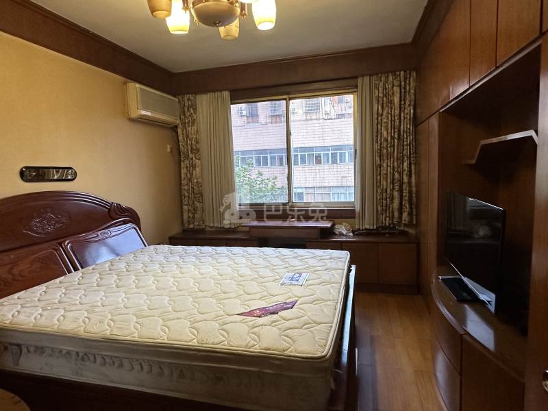 商城西村15182657卧室图1