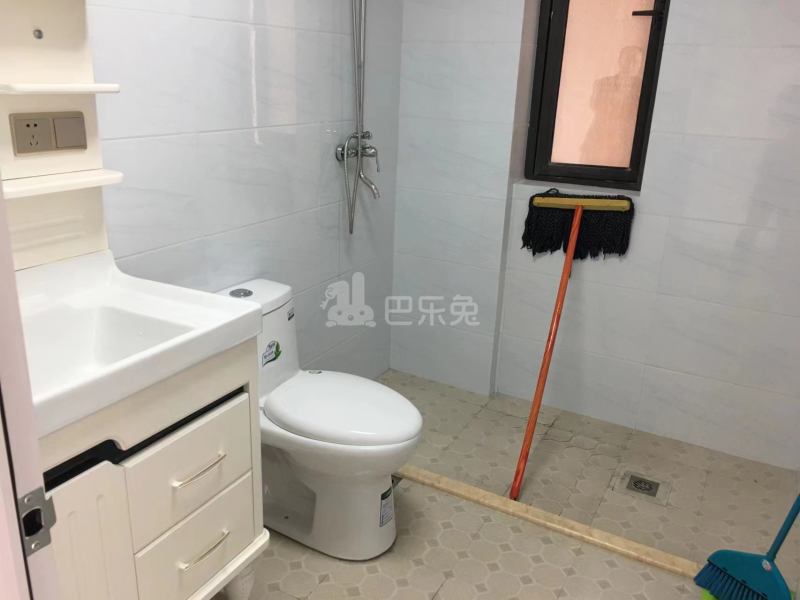 越秀星汇花园东区15183198卫生间图2