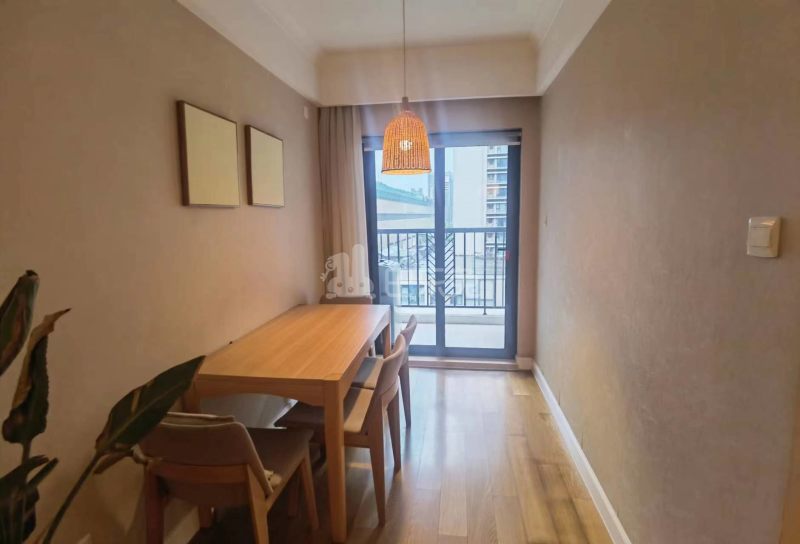 龙湖滟澜山二期澜轩15186456卧室图4