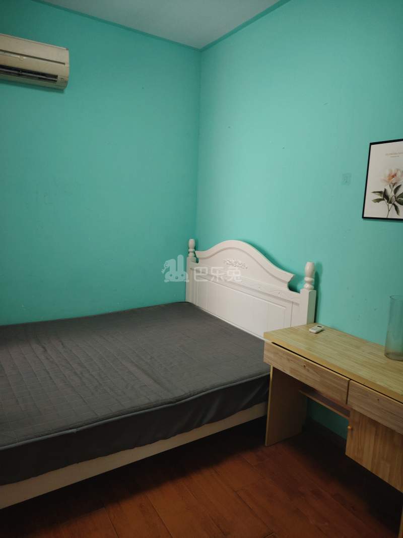 鑫苑国际城市花园15186710卧室图3