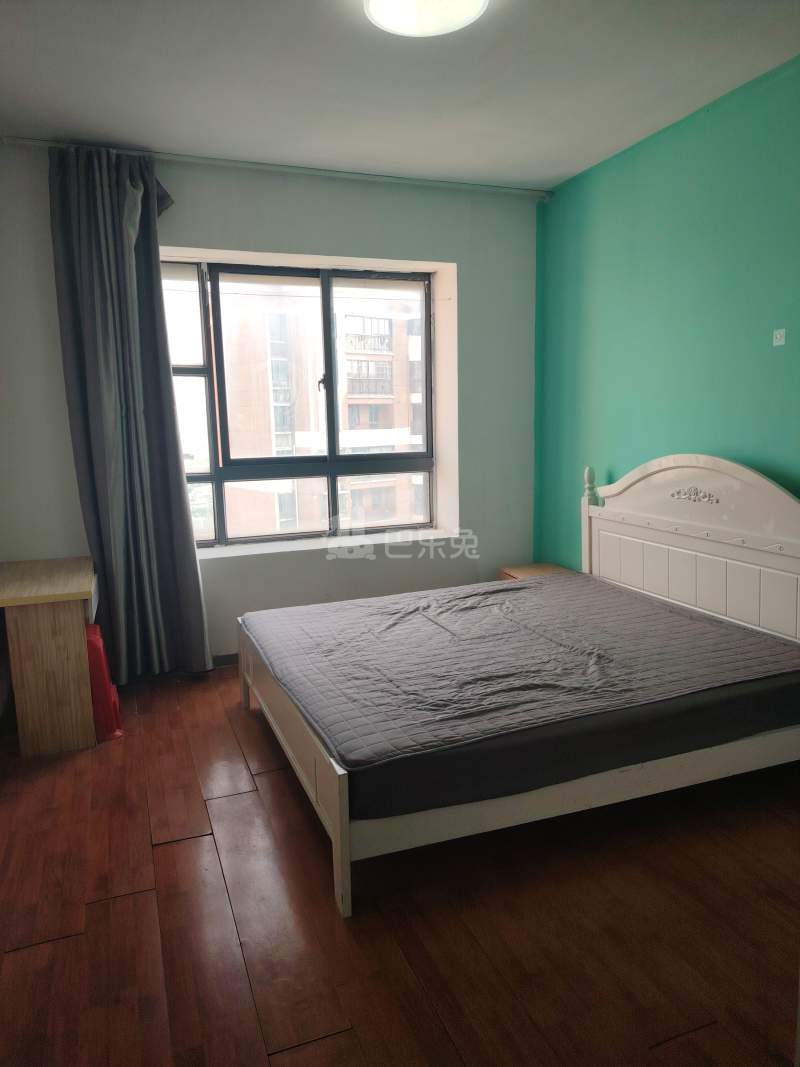 鑫苑国际城市花园15186710卧室图5