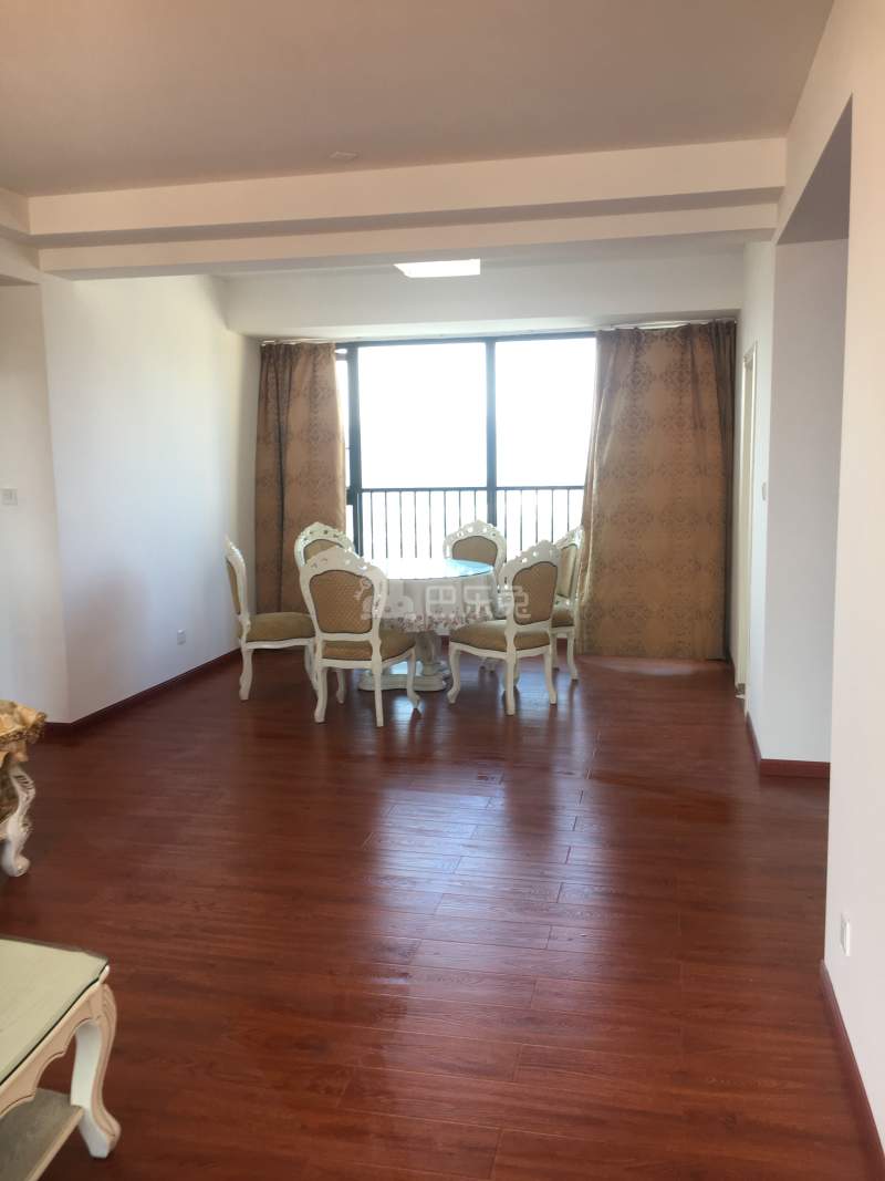 九龙仓世纪华府15193517卧室图0