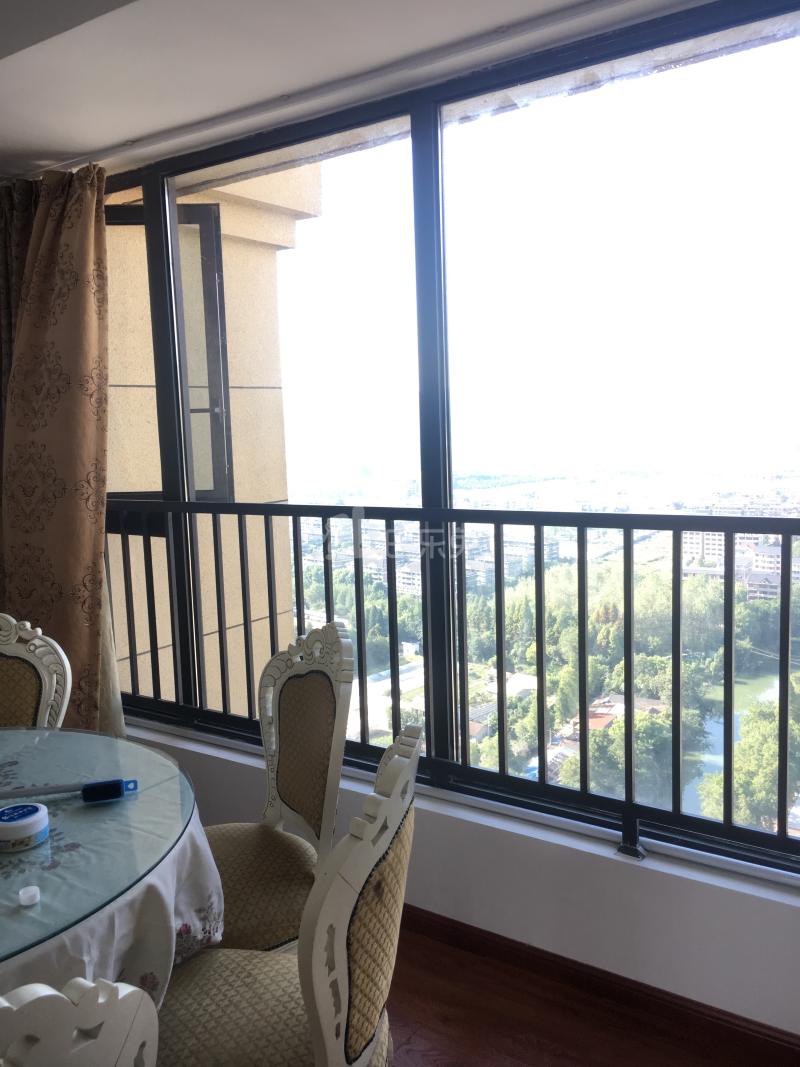 九龙仓世纪华府15193517卧室图2