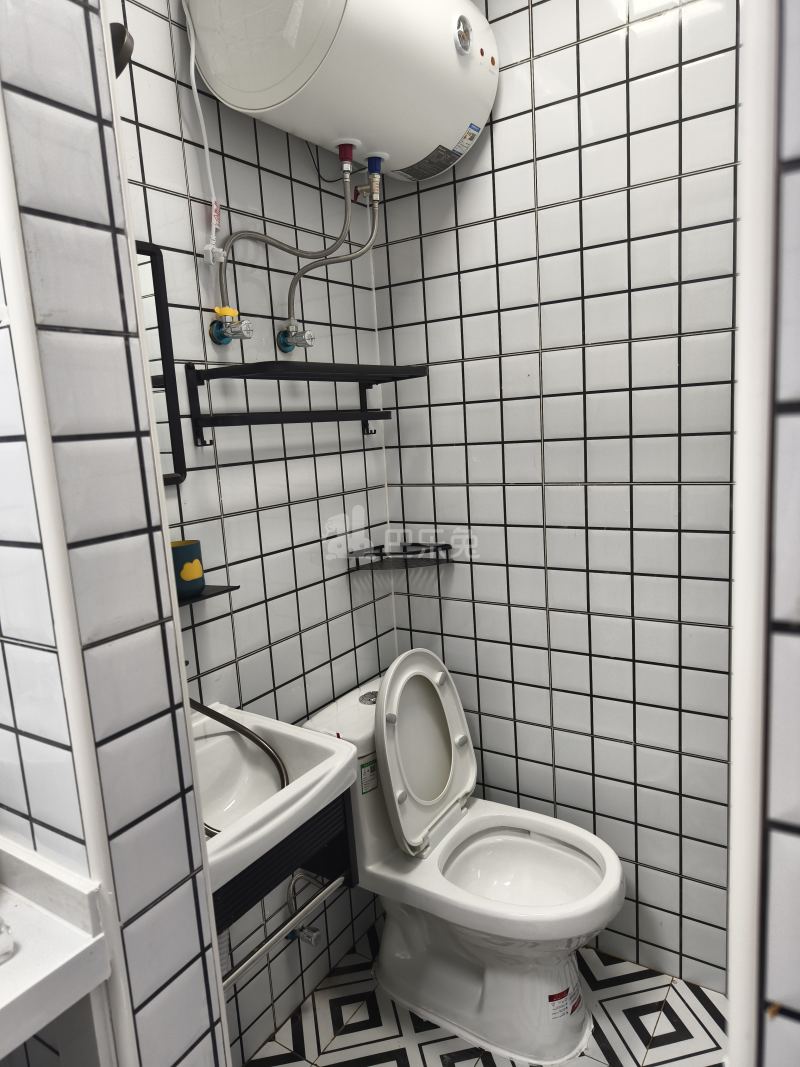 西郊家园（青浦）15195366卫生间图5