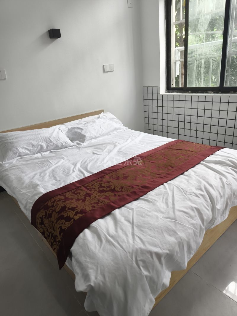 西郊家园（青浦）15195366卧室图3