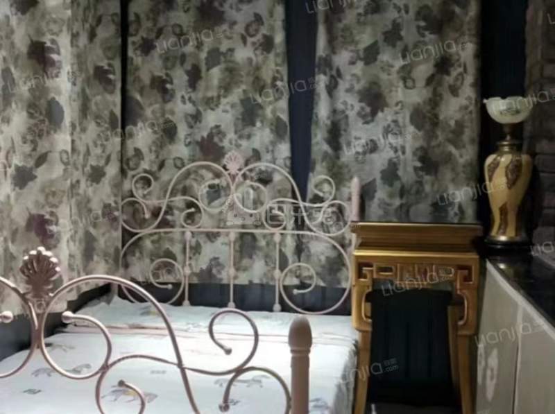 绿地蔷薇九里别墅15196716卧室图8