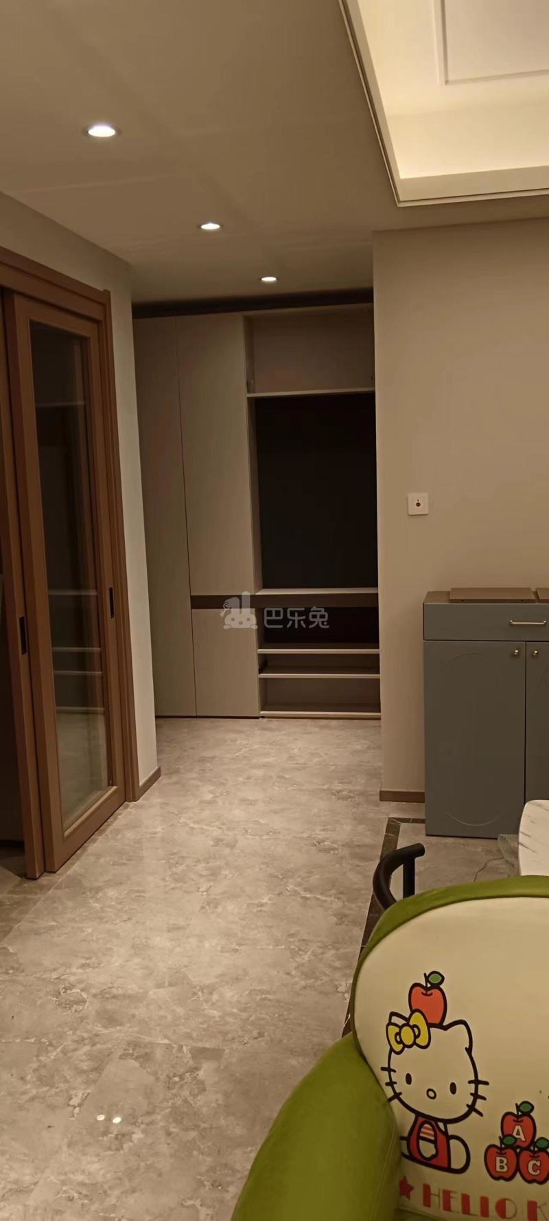 红星临港天铂15196812卧室图1