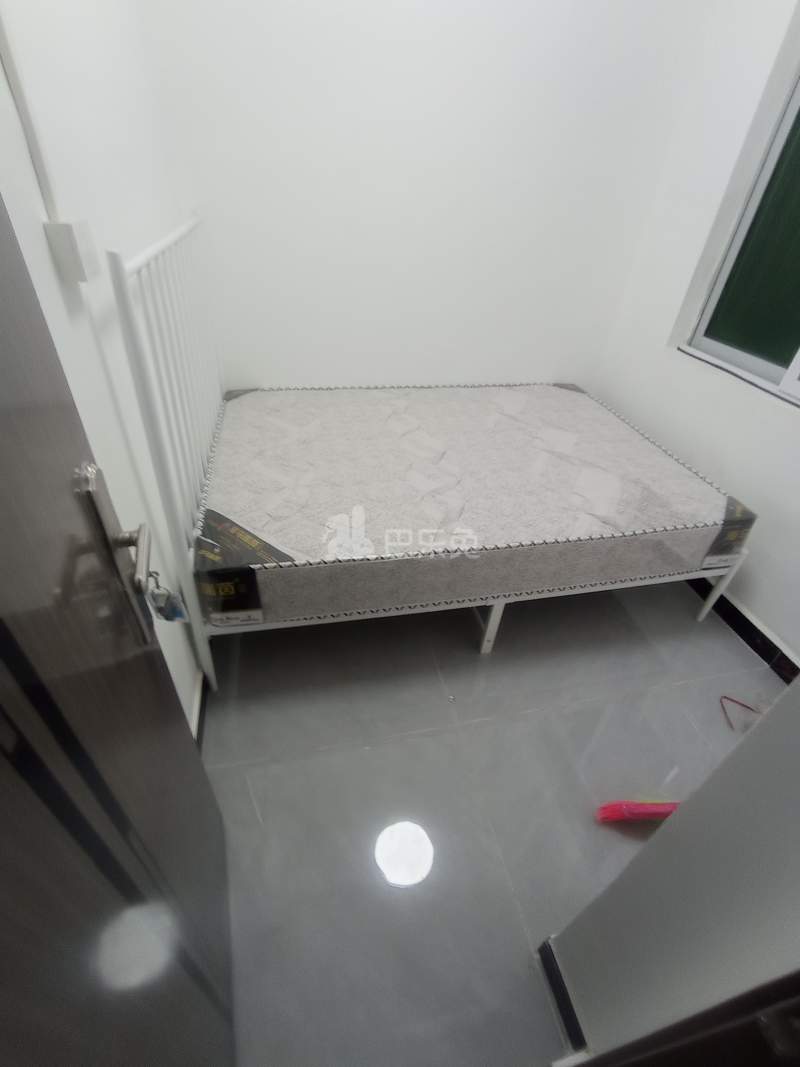 松坪山科苑新区15206532卧室图0