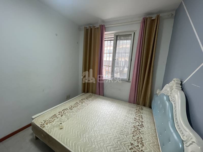 花望新村15229812卧室图1