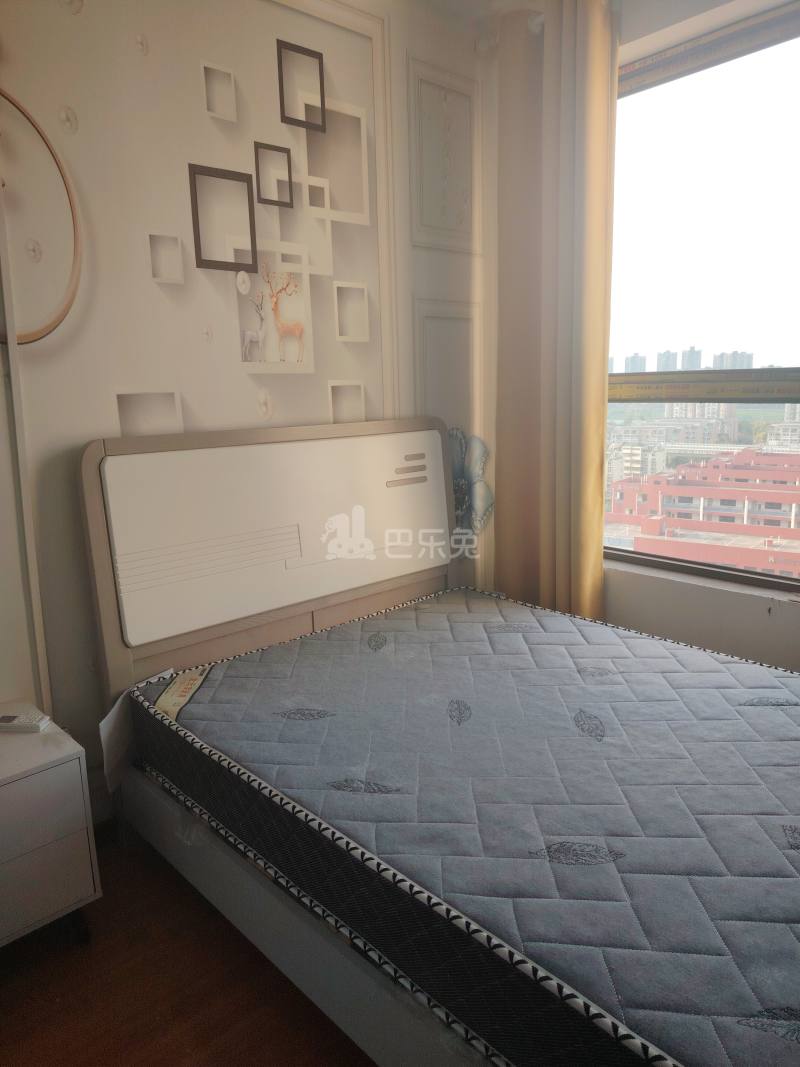 浦西玫瑰园（天誉名邸）15250173卧室图0