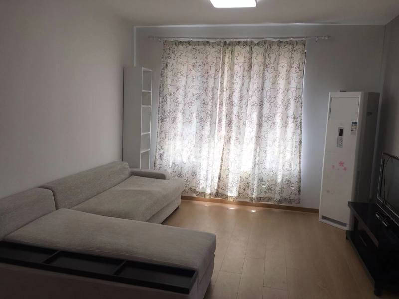 静安南洋家园15251567客厅图1