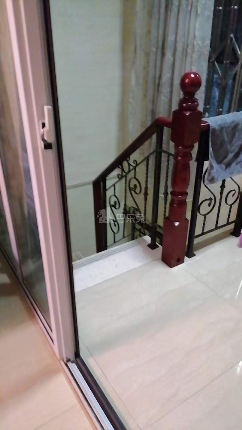 恒盛湖畔豪庭北区（恒盛湖畔豪庭东区）15264830卧室图2