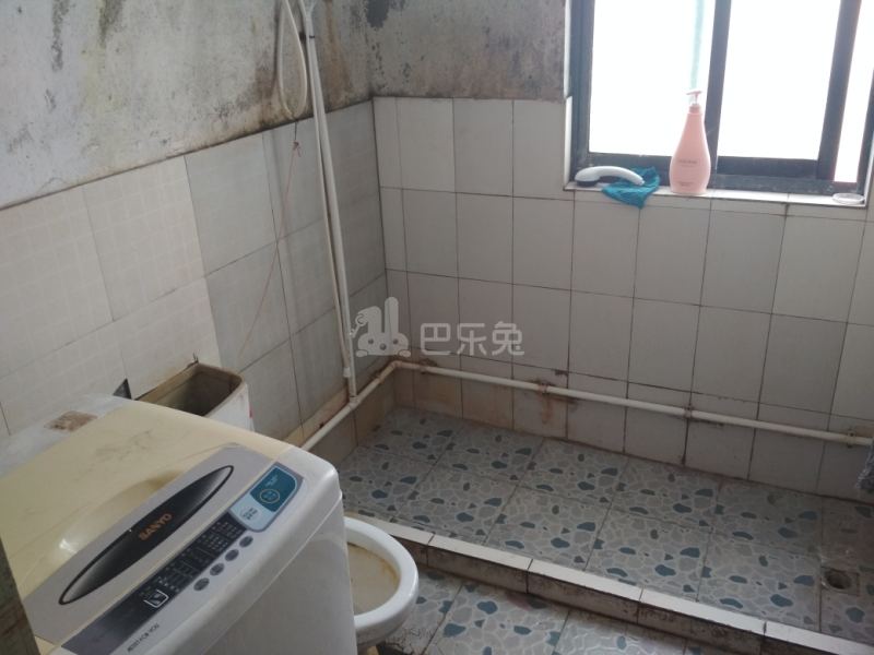 徐汇长春苑222916卫生间图6