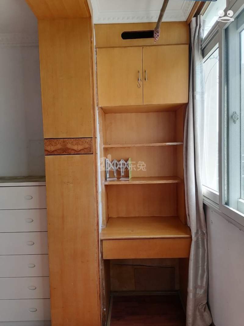 东四小区15289005卧室图9