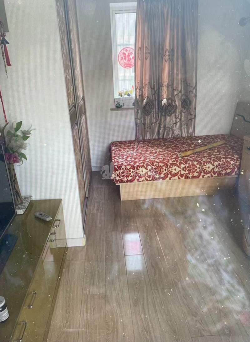 华秀小区15294298卧室图6